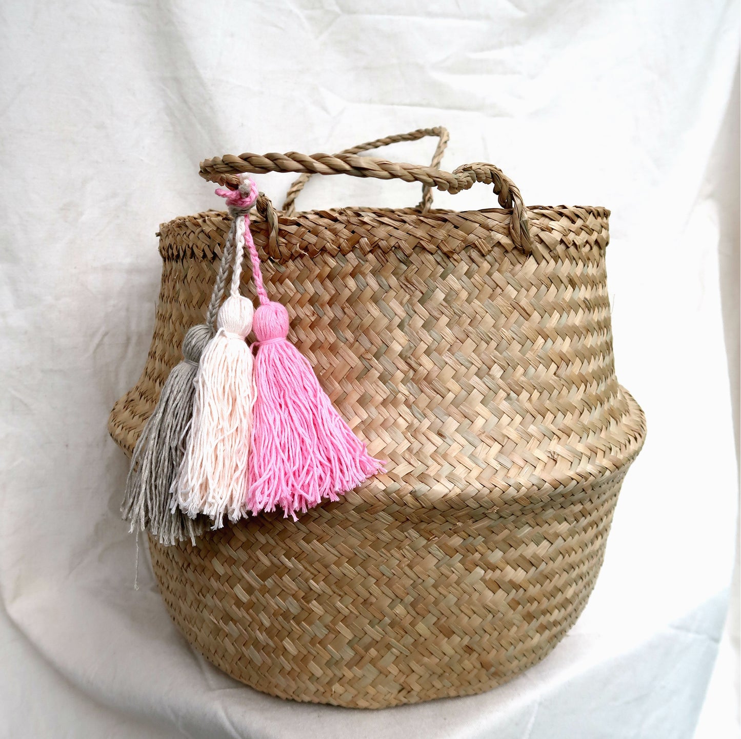 Tassel Basket - Beige/Pink/Grey